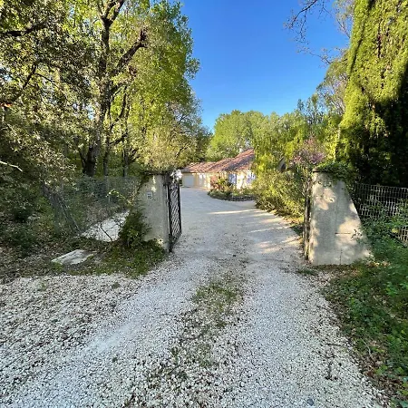 En Drome Provencale * Les Granges-Gontardes