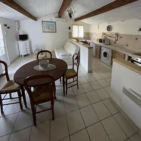 En Drome Provencale Σπίτι διακοπών *